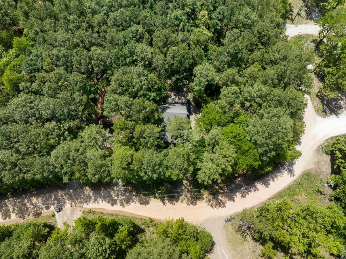 Hickory Bear - Cabin Surrounded By Pines, Sleeps 10, Hot Tub, Fire Pit, Arcade, Foosball Table & Deck Slide 布罗肯鲍 外观 照片